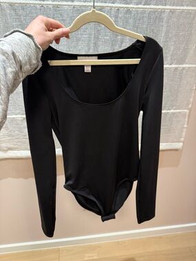 Topshop Black Long Sleeve Scoop Neck Bodysuit